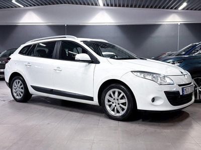 Vit Begagnad 2011 Renault Mégane GrandTour Kombi | 59 900 kr (Lite dyr)
