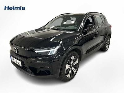 Svart Begagnad 2023 Volvo XC40 Core SUV | 319 900 kr