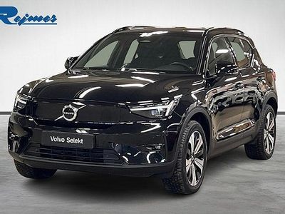 Svart Begagnad 2022 Volvo XC40 Plus SUV | 398 900 kr