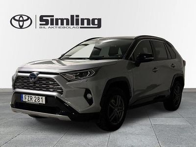 Grå Begagnad 2020 Toyota RAV4 Hybrid Style SUV | 339 900 kr (Lite dyr)