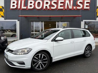 Vit Begagnad 2018 VW Golf VII Kombi | 149 000 kr (Marknadspris)