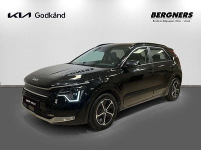 Svart Begagnad 2024 Kia Niro SUV | 349 900 kr (Marknadspris)