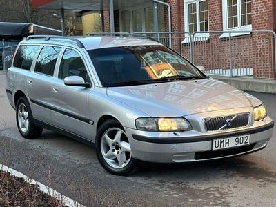 begagnad Volvo V70 2.4 business/svensksåld/automat