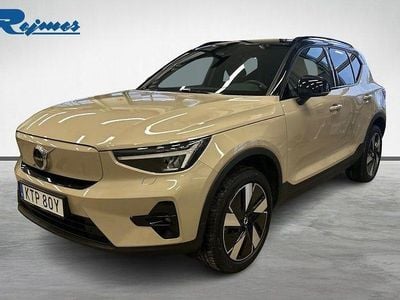 Sand dune metallic Begagnad 2024 Volvo EX40 Plus SUV | 469 900 kr
