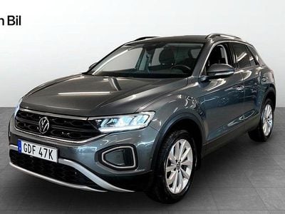 Grå Begagnad 2024 VW T-Roc Life SUV | 309 900 kr (Lite dyr)