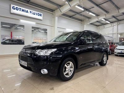Begagnad Mitsubishi Outlander 203 HK (149 kW) 2014 Svart SUV