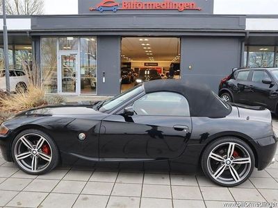 Svart samma som bilen Begagnad 2003 BMW Z4 Cab | 94 900 kr (Marknadspris)
