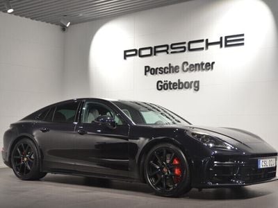 Porsche Panamera 4S