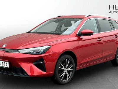 Begagnad MG MG5 EV Luxury 130 kW (177 HK) 2022 Röd Kombi