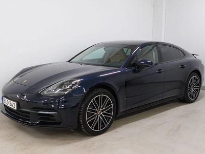 Porsche Panamera 4S