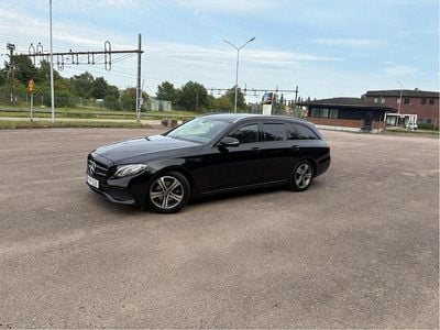 Mercedes E200