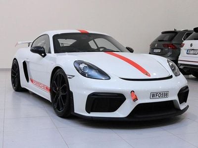 Porsche 718 Cayman GT4