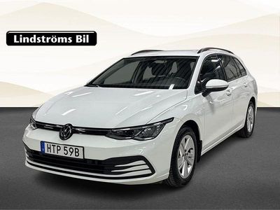 Vit Begagnad 2022 VW Golf VIII Kombi | 264 900 kr (Marknadspris)