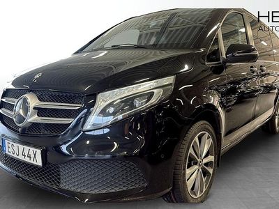 Svart Begagnad 2021 Mercedes V250 Avantgarde Minibuss | 489 000 kr
