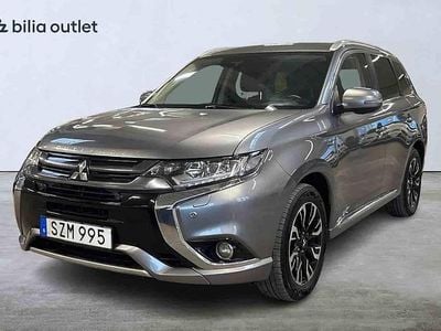 Begagnad Mitsubishi Outlander P-HEV 2018 Grå SUV