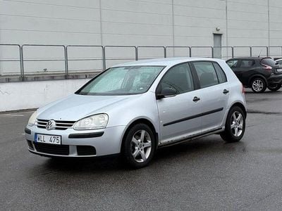 Silver Begagnad 2005 VW Golf IV Trendline Halvkombi | 19 800 kr (Bra pris)