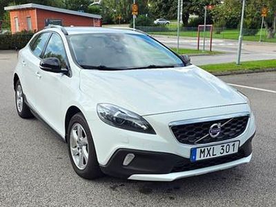 Begagnad 2016 Volvo V40 Halvkombi | 150 000 kr (Dyr)
