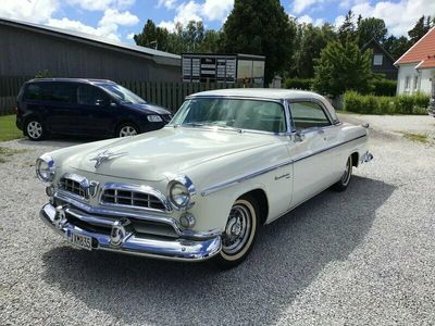 begagnad Chrysler Newport Windsor WIDSOR DE LUX CUPE’1955 NYSERVAD