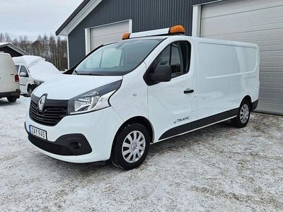 Vit Begagnad 2018 Renault Trafic Minibuss | 99 000 kr (Superpris)