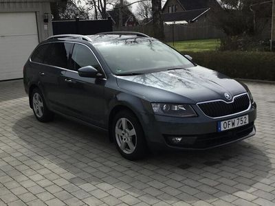 begagnad Skoda Octavia Kombi 1.0 TSI Premium Euro 6 Fjärrvämare Drag