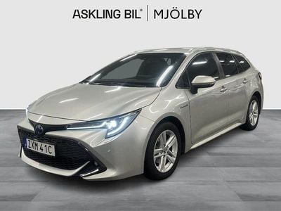 Begagnad Toyota Corolla Style 122 HK (89 kW) 2019 Silver Kombi