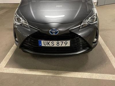 Begagnad 2018 Toyota Yaris Hybrid Halvkombi | 138 000 kr (Marknadspris)