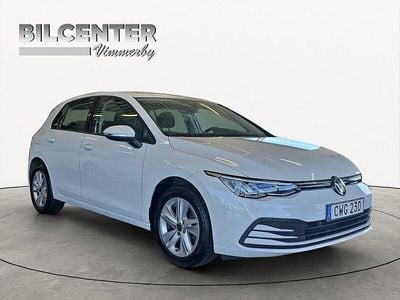 Begagnad VW Golf VIII 131 HK (96 kW) 2022 Vit Kombi