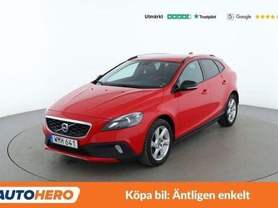 Röd Begagnad 2014 Volvo V40 CC Summum Kombi | 105 000 kr (Marknadspris)