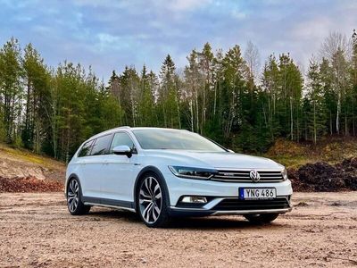 begagnad VW Passat Alltrack 2.0 TDI SCR BlueMotion 4Motion Ex