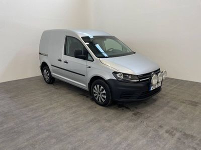 begagnad VW Caddy 2.0TDI 4Motion 110hk D-värm drag