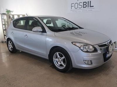 Begagnad Hyundai i30 116 HK (85 kW) 2009 Silver Halvkombi