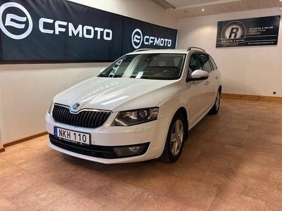 Vit Begagnad 2014 Skoda Octavia Sport Kombi | 139 900 kr (Marknadspris)