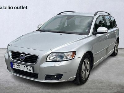Begagnad Volvo V50 2011 Grå Kombi