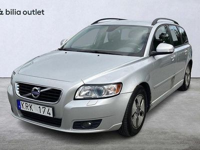 Begagnad Volvo V50 2011 Grå Kombi
