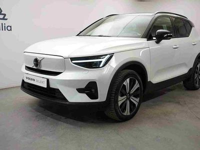 Begagnad Volvo XC40 Single Motor 175 kW (238 HK) 2023 Vit SUV