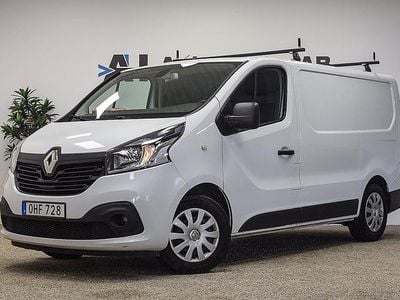 Vit Begagnad 2017 Renault Trafic Minibuss | 149 000 kr (Bra pris)