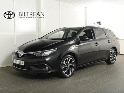 Begagnad Toyota Auris Hybrid Active 136 HK (100 kW) 2017 Svart Kombi