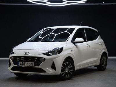 Begagnad Hyundai i10 Essential 67 HK (49 kW) 2021 Vit Halvkombi