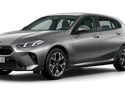 Grå Begagnad 2026 BMW 120 Halvkombi | 368 700 kr