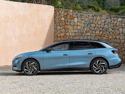 begagnad VW ID7 Pro Tourer Editon 2024, Sedan