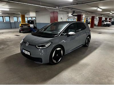 Grå Begagnad 2021 VW ID.3 Pro Performance Halvkombi | 239 900 kr (Marknadspris)