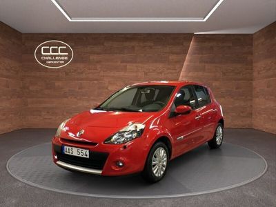 begagnad Renault Clio 1.2 Euro 5, 8904 mil Årsskatt 888 kr,