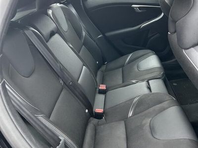 begagnad Volvo V40 D2 Momentum Euro 5