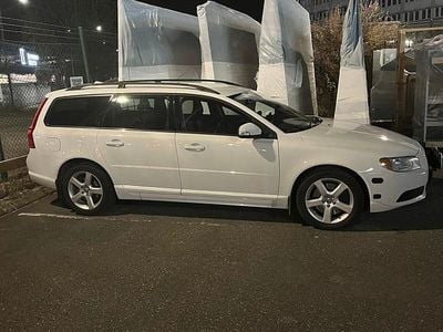 Begagnad 2011 Volvo V70 Kombi | 68 000 kr (Marknadspris)