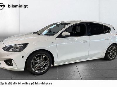 Begagnad Ford Focus ST-Line 125 HK (91 kW) 2021 Vit Halvkombi