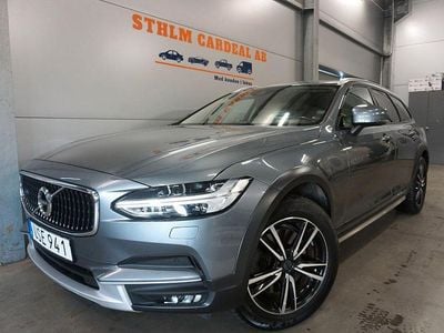 Grå Begagnad 2018 Volvo V90 CC Kombi | 319 900 kr (Lite dyr)