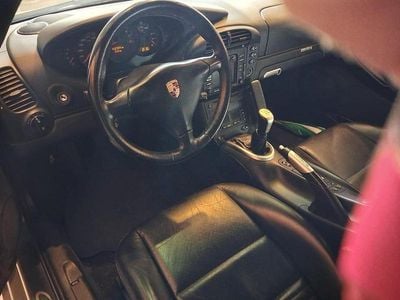 Silver Begagnad 2002 Porsche 911 Carrera 4S Sportkupé | 299 000 kr (Bra pris)