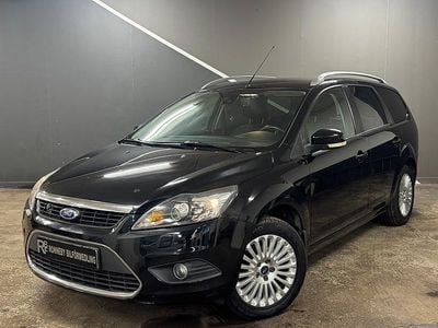 Begagnad Ford Focus Titanium 125 HK (91 kW) 2010 Svart Kombi
