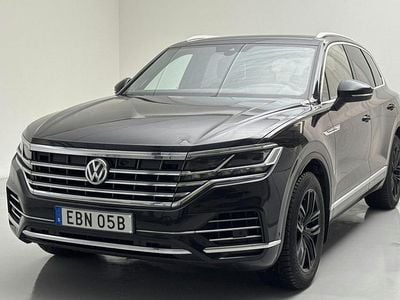 Svart Begagnad 2019 VW Touareg R-line SUV | 382 500 kr (Marknadspris)