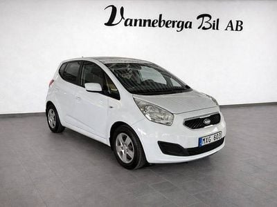 Begagnad Kia Venga 90 HK (66 kW) 2012 Vit Halvkombi